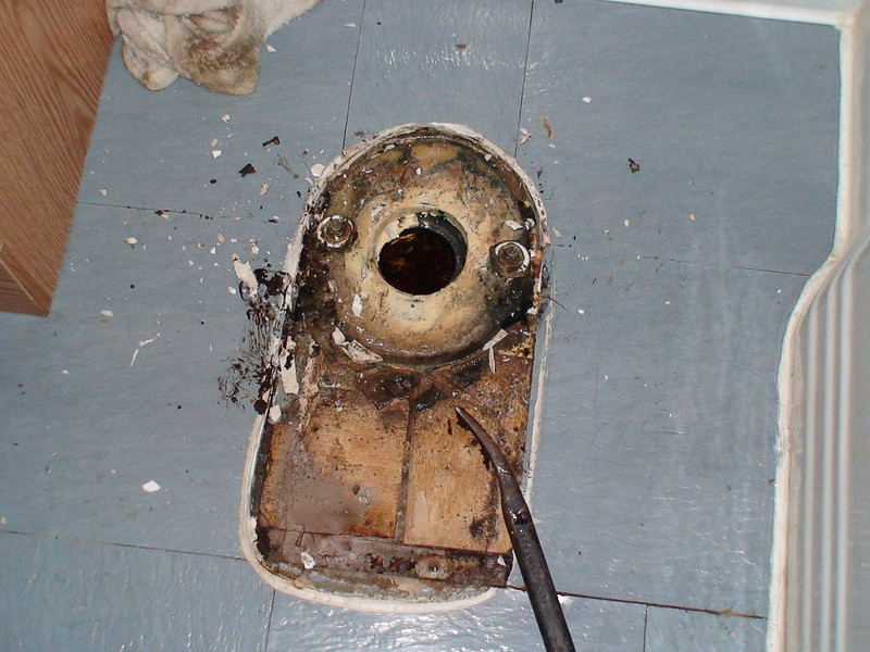pouring concrete around toilet flange