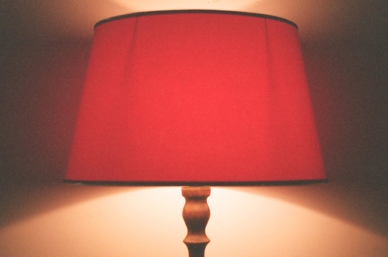 lamp in middle of room no outlet