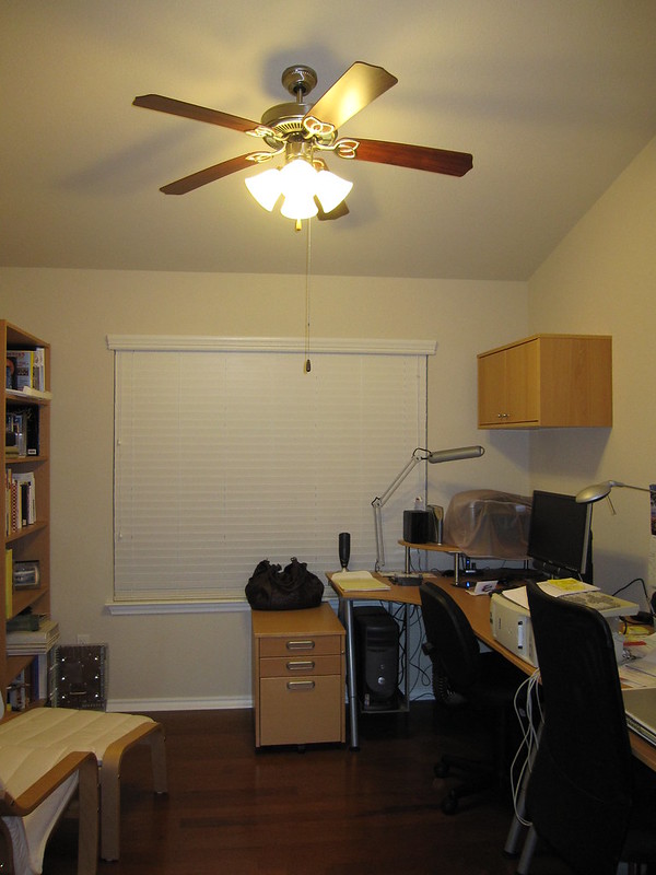 ceiling fan wobbles on high