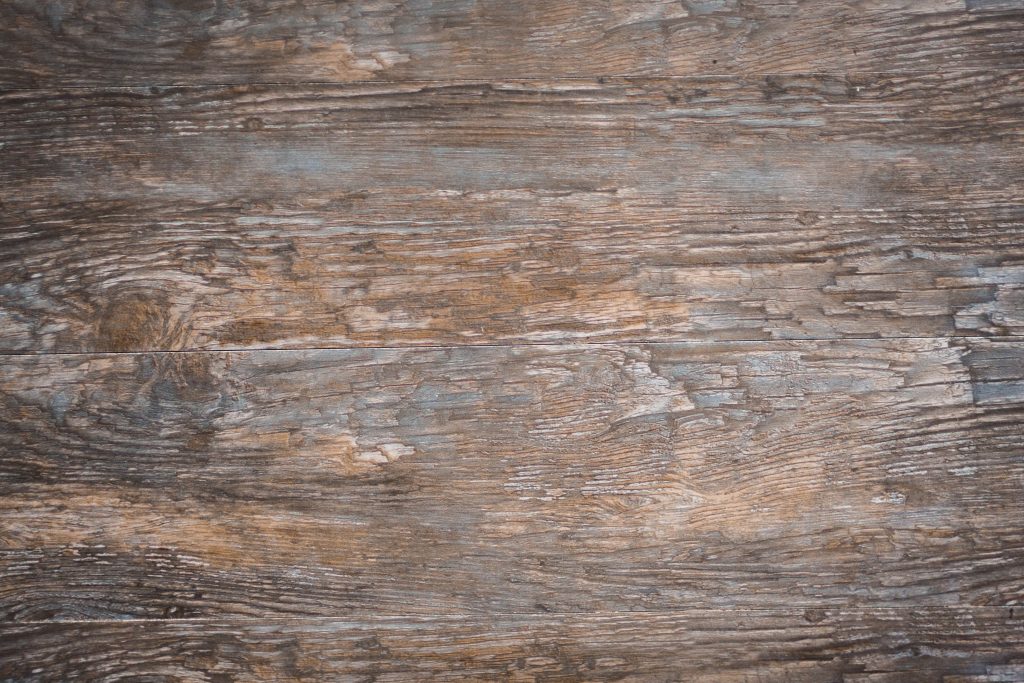 hardwood floor smells like feet
